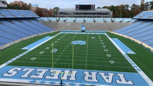 American Football Stadion der UNC - Eine der besten Universitäten in den USA