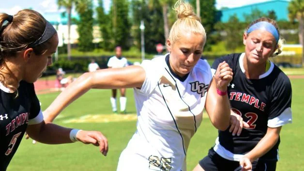 Karoline Heinze - Scout Athletes USA Frauenfussball Stipendium USA